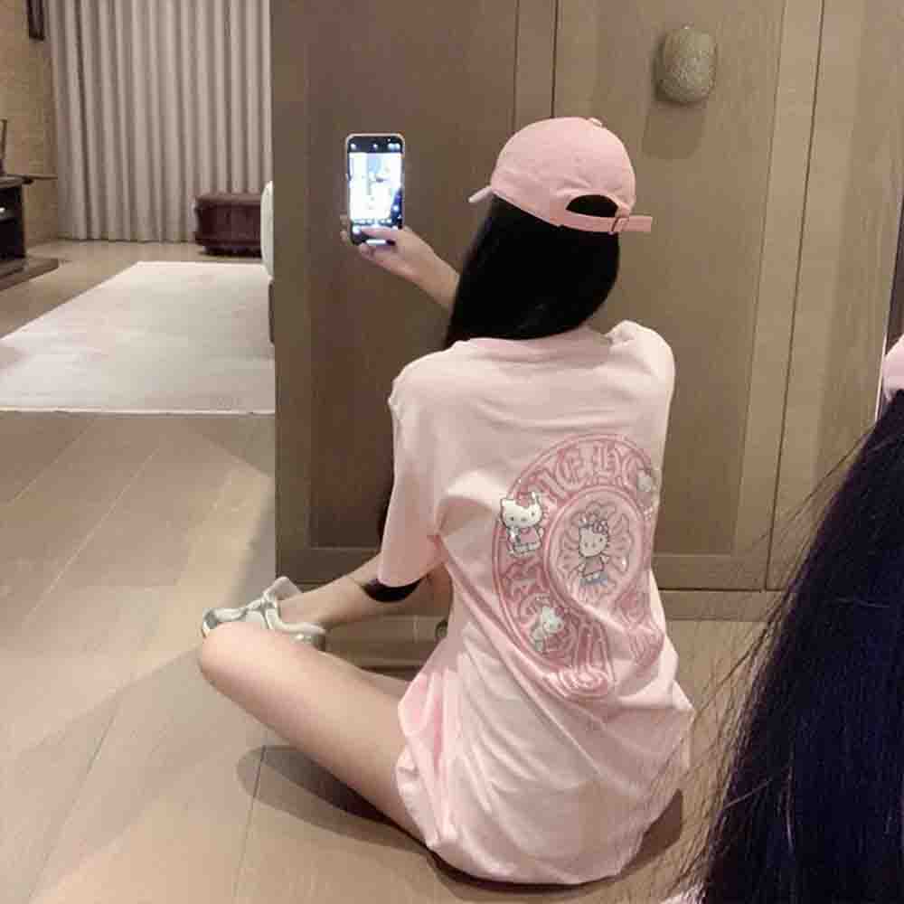 한국어 버전 헬로 키티 다이아몬드 프린트 여성 티셔츠  - Embellish Knit 리뷰 및 가격