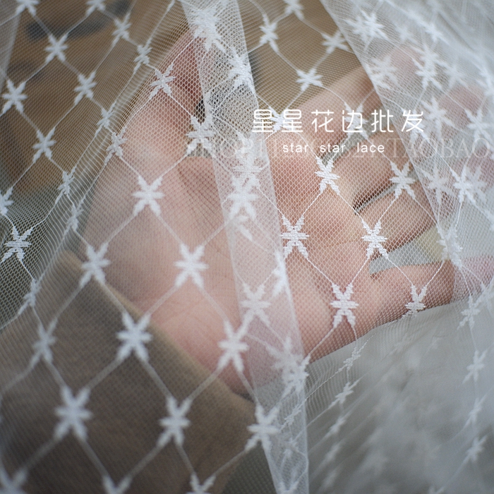 여아용 화이트 블랙 자카드 스타 도트 메쉬 레이스 원단 - Crystal Mesh Fabric 리뷰 및 가격