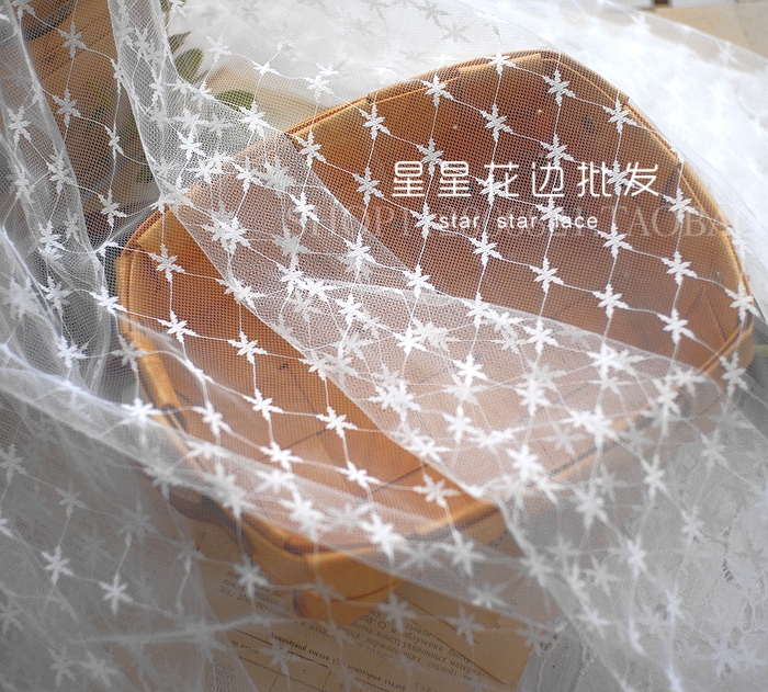 여아용 화이트 블랙 자카드 스타 도트 메쉬 레이스 원단 - Crystal Mesh Fabric 리뷰 및 가격